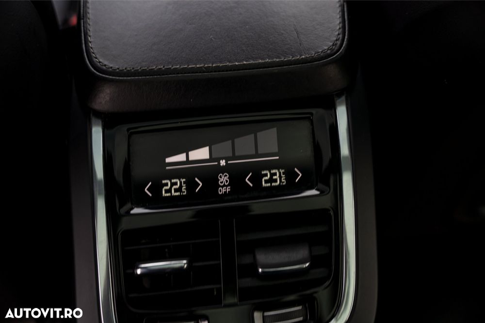 Volvo XC 90 T8 AWD Twin Engine Geartronic Inscription - 22