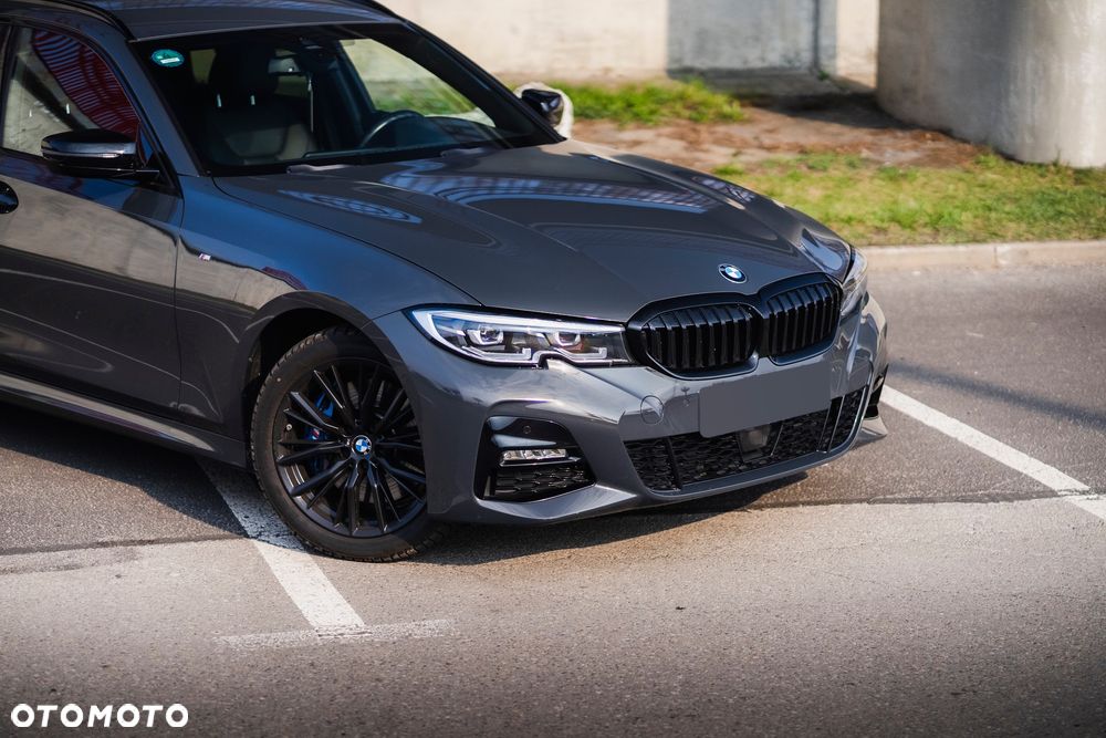 BMW Seria 3 330i Edition M Sport Shadow - 8
