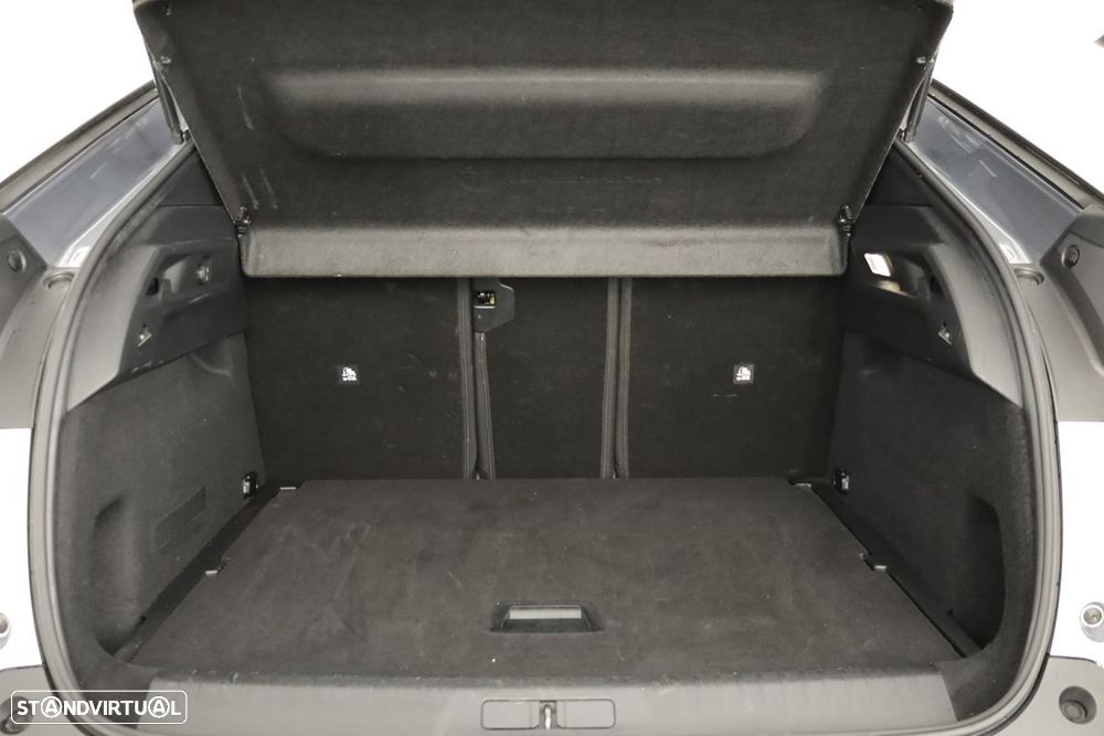Peugeot 3008 1.2 Hybrid Allure e-DCS6 - 23