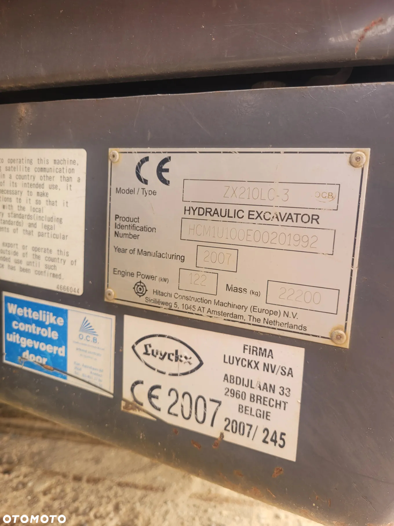 Hitachi ZX 210LC - 3