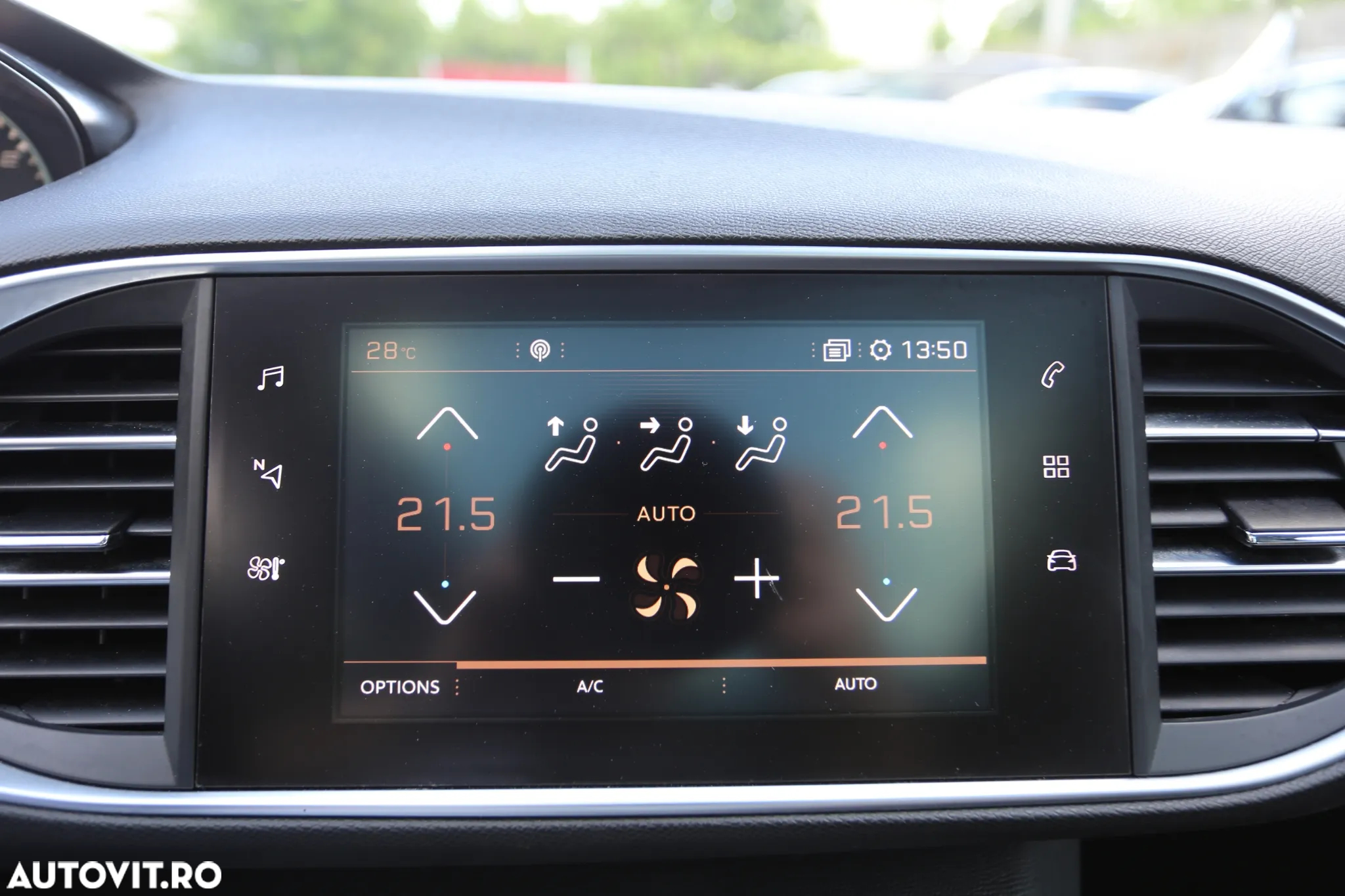 Peugeot 308 1.2 e-THP STT Allure - 14
