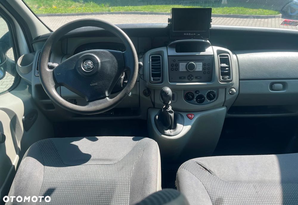 Opel VIVARO - 9