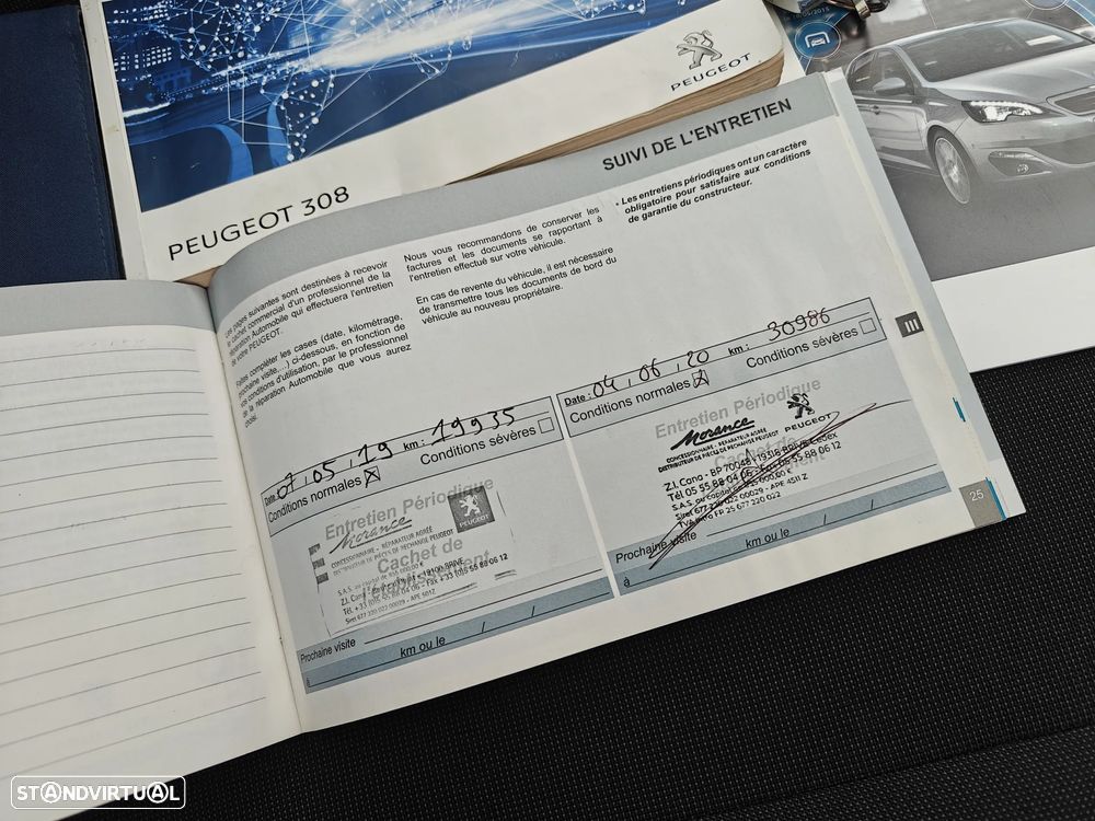 Peugeot 308 1.2 PureTech Allure Pack EAT8 - 23