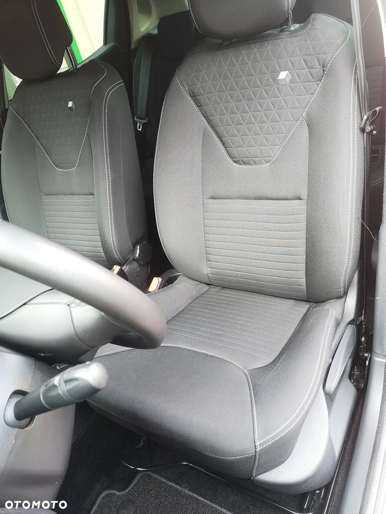 Renault Clio 1.2 16V Limited - 22