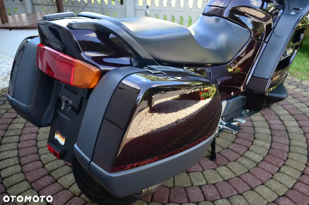 Honda ST - 18