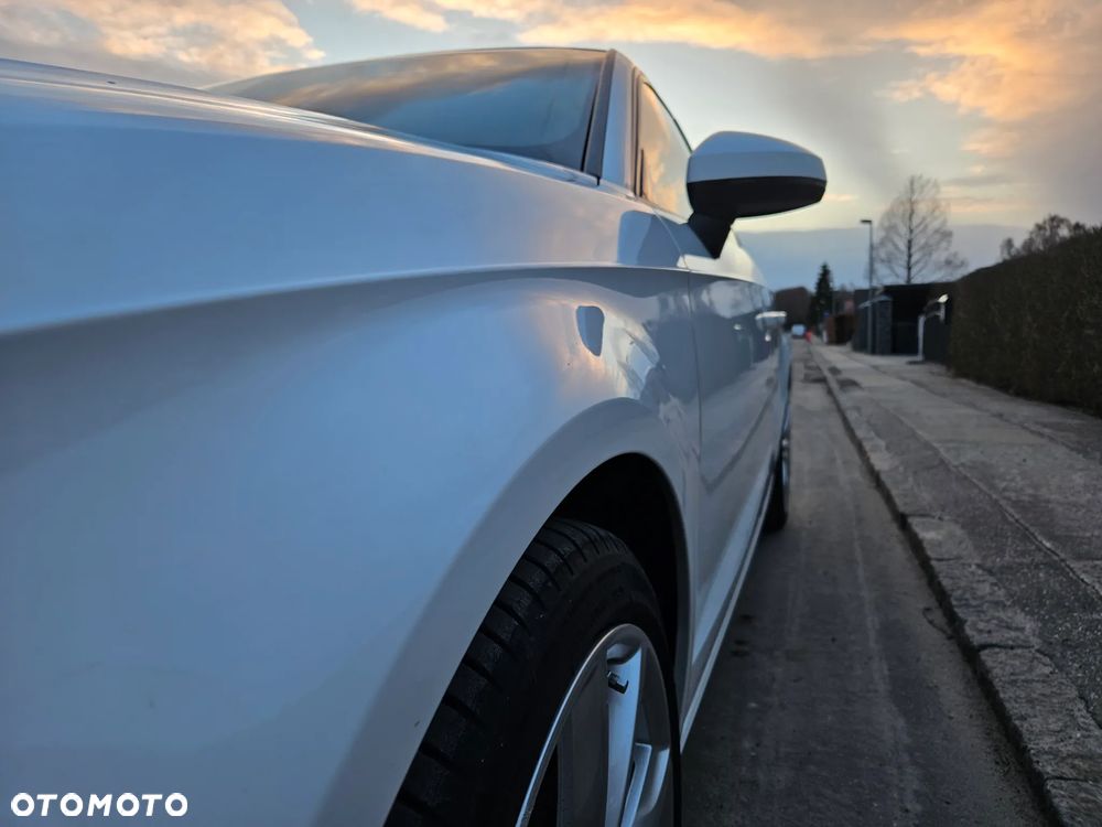 Audi A3 Sportback 1.4 TFSI CoD S tronic - 36