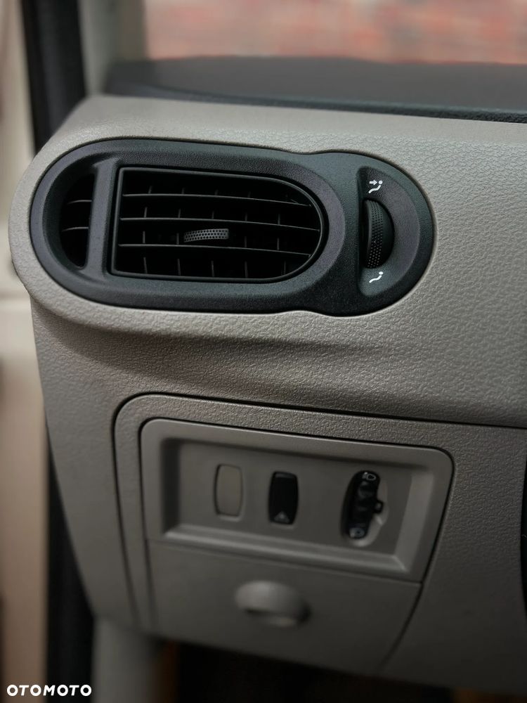 Renault Modus - 22