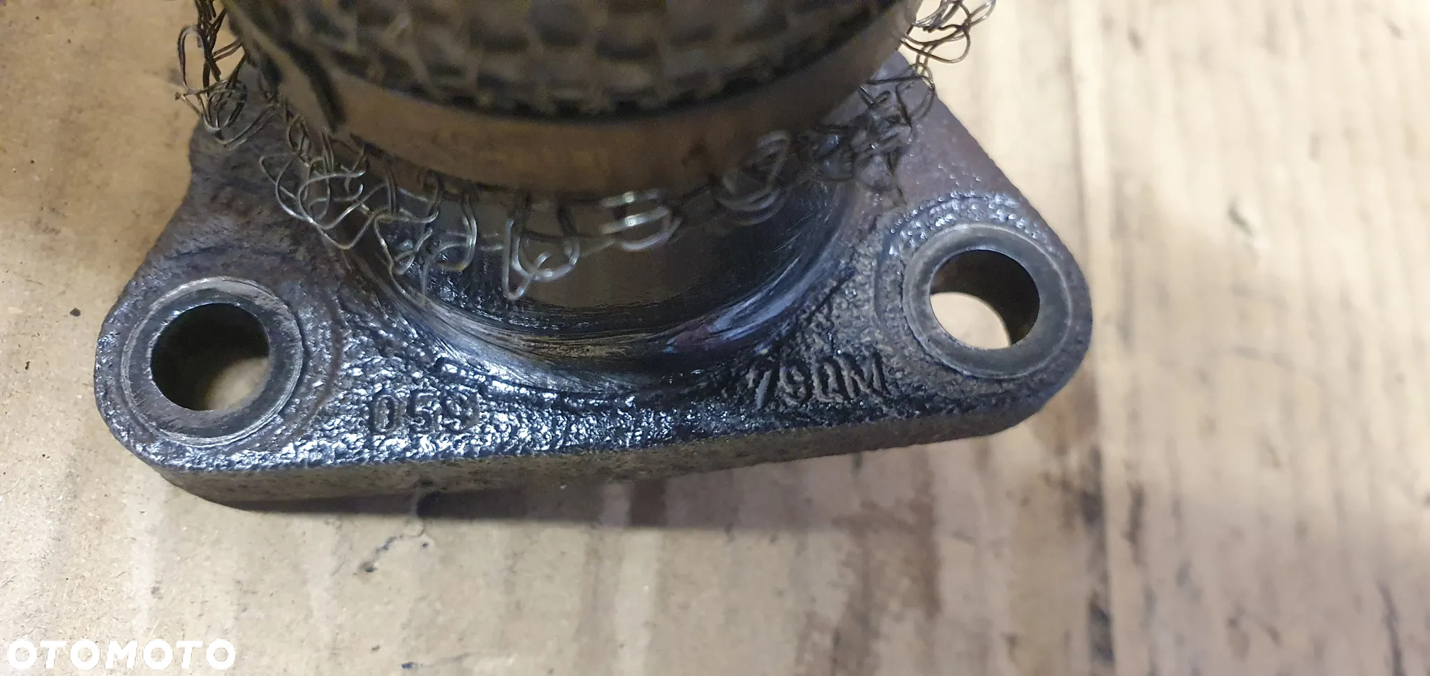 Rura kolektora wydechowego Audi A6 C6 2.7 TDI 059790M - 6
