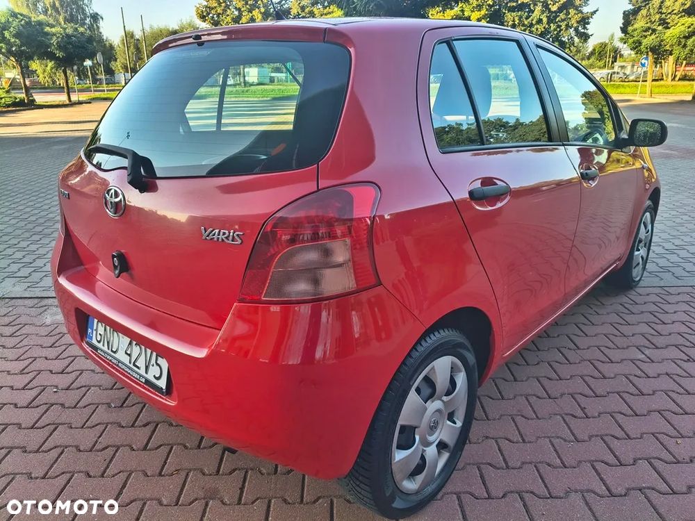 Toyota Yaris 1.0 VVT-i Team - 11