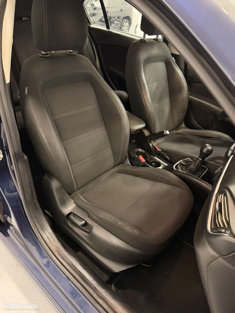 Fiat Tipo 1.3 M-Jet Lounge Tech J17 - 11
