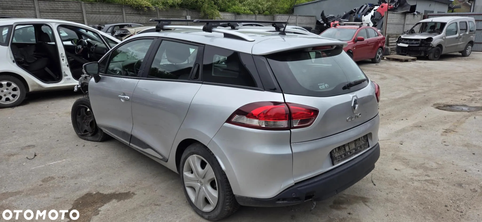 Renault Clio IV kombi fotele przód kanapa pasy sruby przekladka - 10