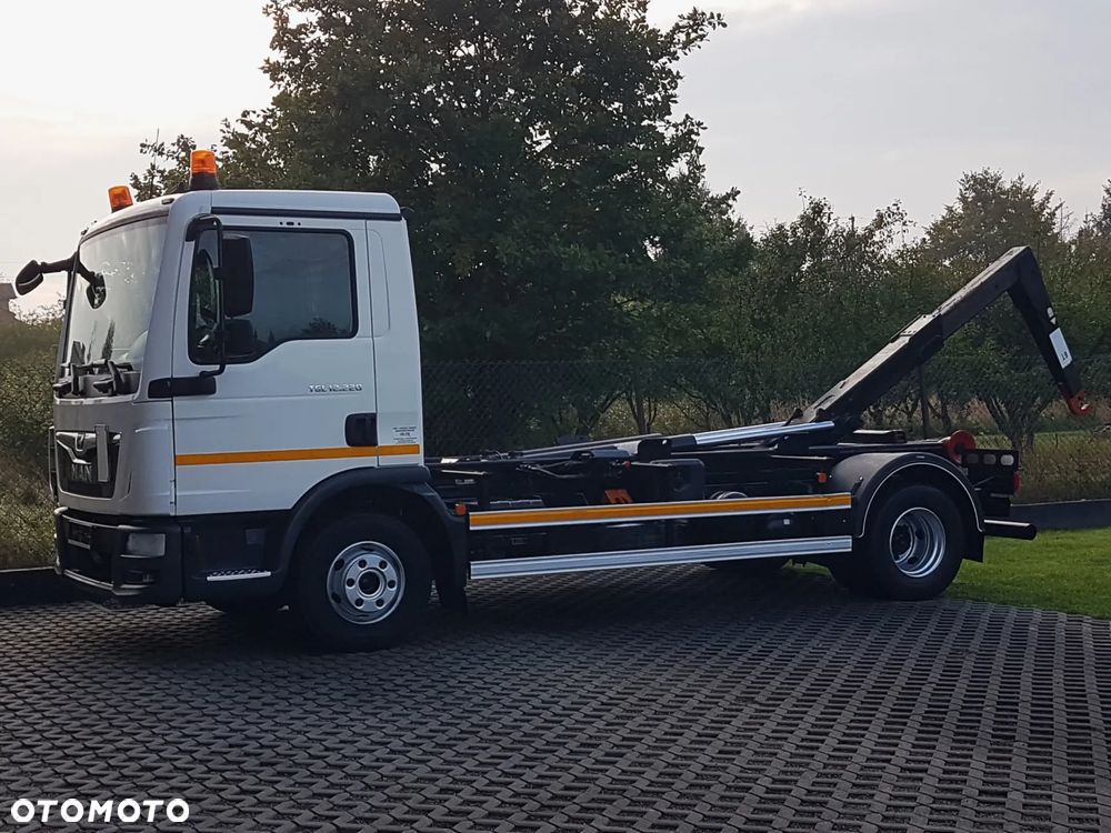 MAN TGL 12.220 HAKOWIEC 4x2 KLIMA - 6