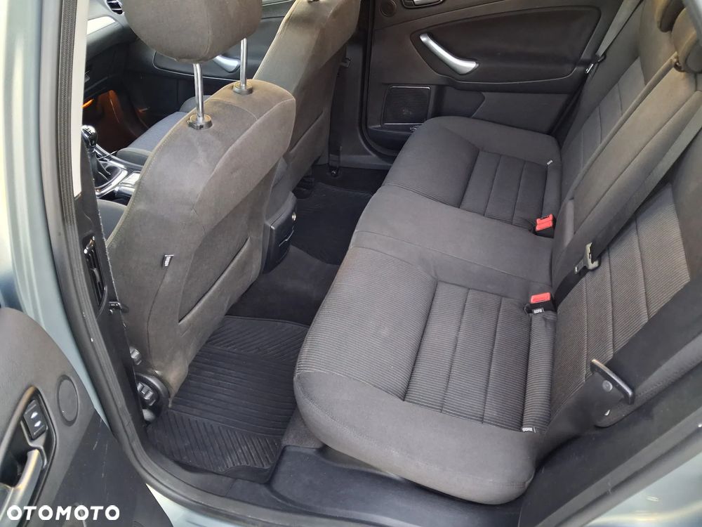 Ford Mondeo 2.0 Titanium - 12