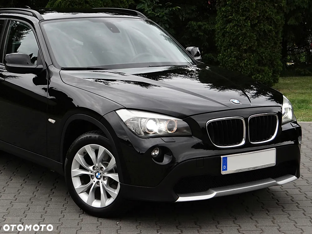 BMW X1 xDrive18d xLine - 13