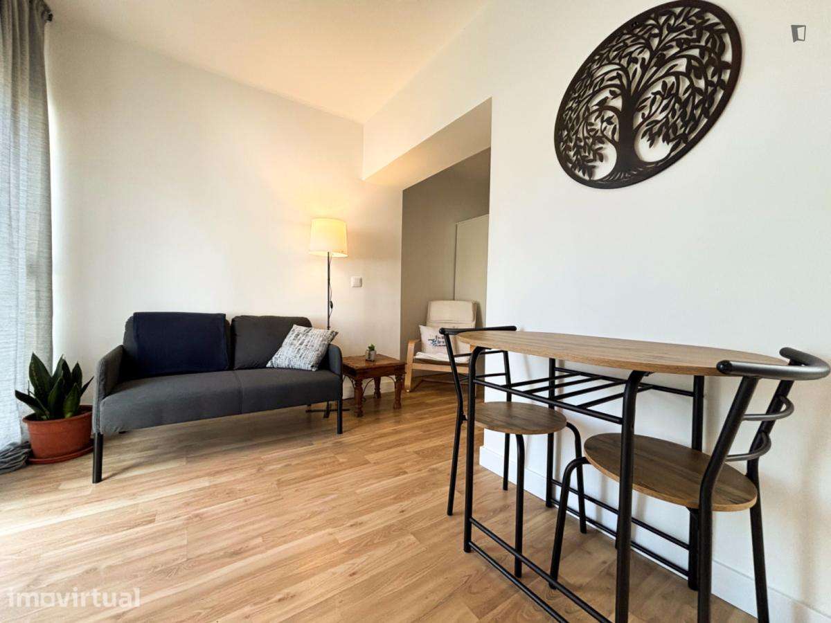 Quarto - localizado em Lisbon - Grande imagem: 2/14