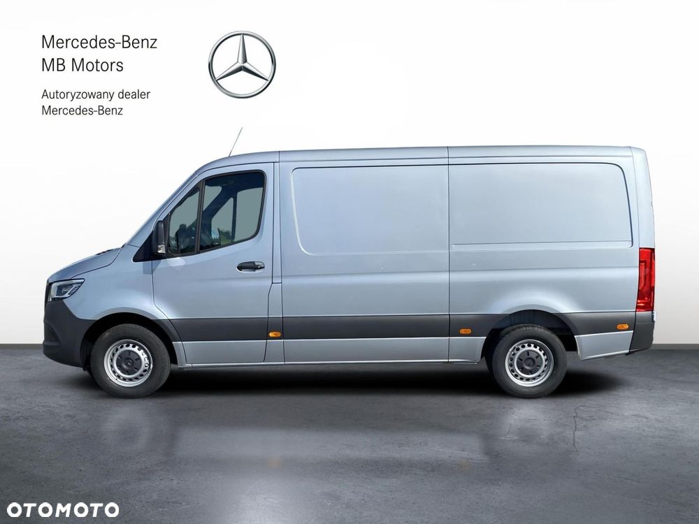 Mercedes-Benz Sprinter - 4