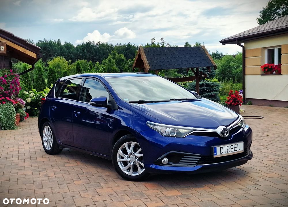 Toyota Auris 1.6 D-4D Prestige - 9