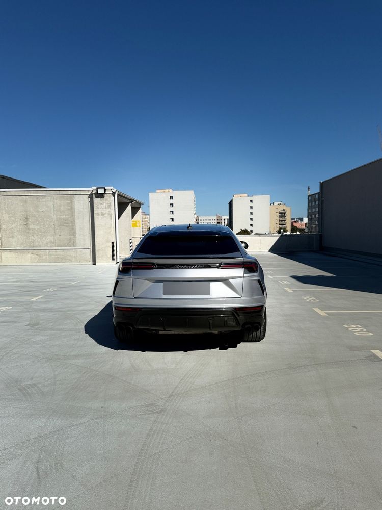 Lamborghini Urus Standard - 7