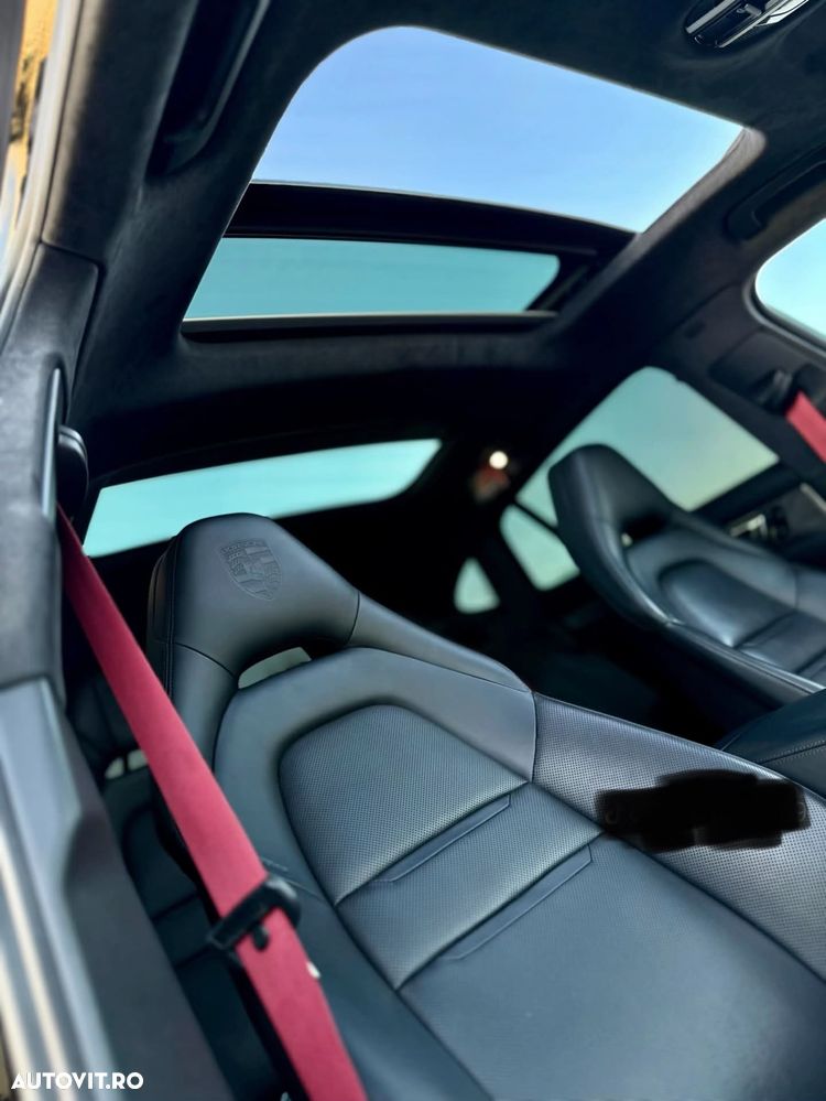 Porsche Panamera - 5