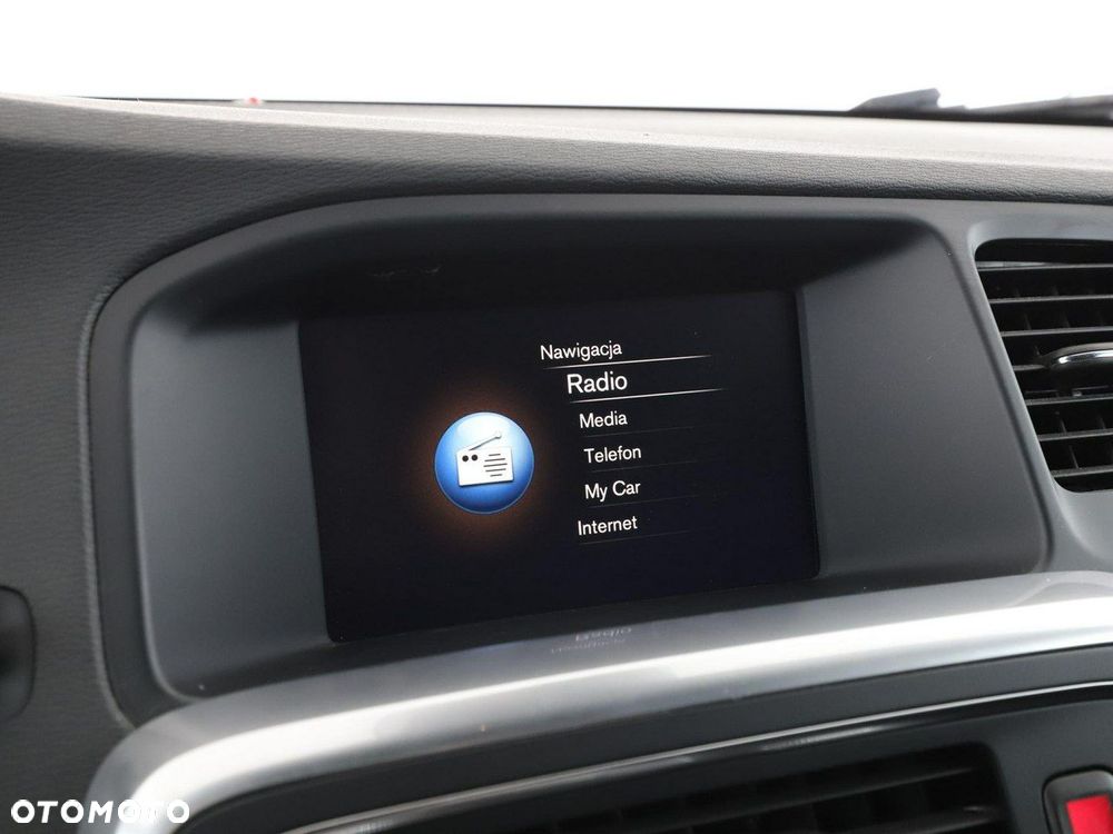 Volvo V60 Cross Country D3 Geartronic Pro - 24