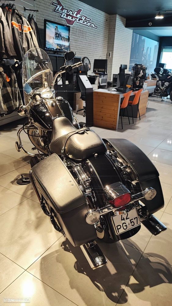 Harley-Davidson Road King Classic - 12