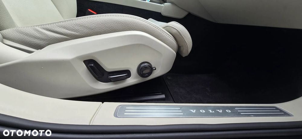 Volvo S90 B5 D AWD Inscription - 9