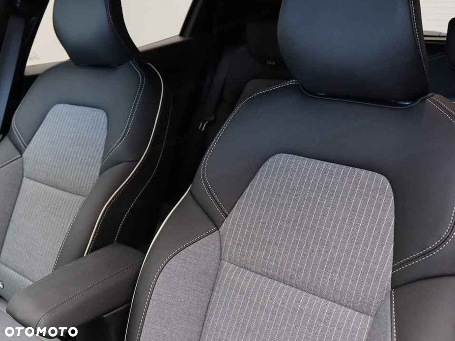 Renault Clio - 6