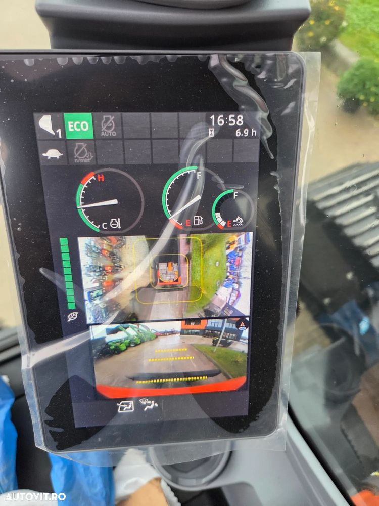 Hitachi ZX135-7, NOU, 2025, COMPACT-rotire gabarit senile, LAMA NIVELARE, Adancime sapaare 6m, Inst picon, camera spate, camere laterale, Consum 6l/h, Masa operationala 16t, Cupa 1,2m latime, Ridica 9t, latime 2,49m, leasing 5 ani ,PROMOTIE 133.900 Eur+Tva - 3