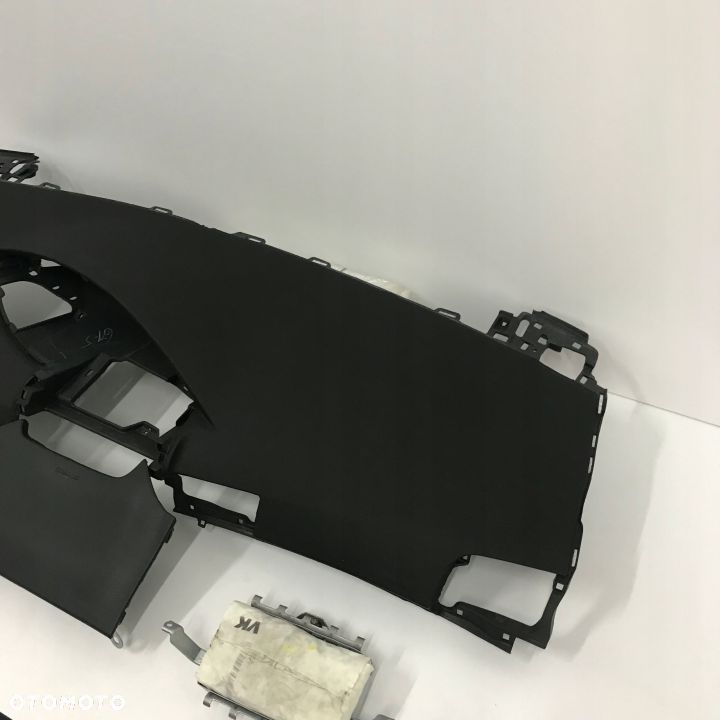 TOYOTA VERSO DESKA KONSOLA AIRBAG PASY PULPIT KPL - 3