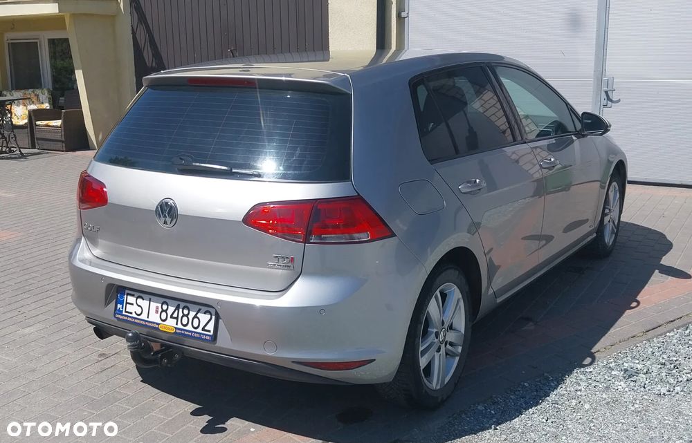 Volkswagen Golf - 11