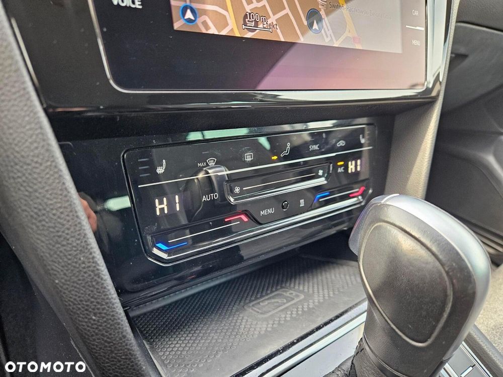 Volkswagen Passat Variant 2.0 TDI EVO Business DSG - 19