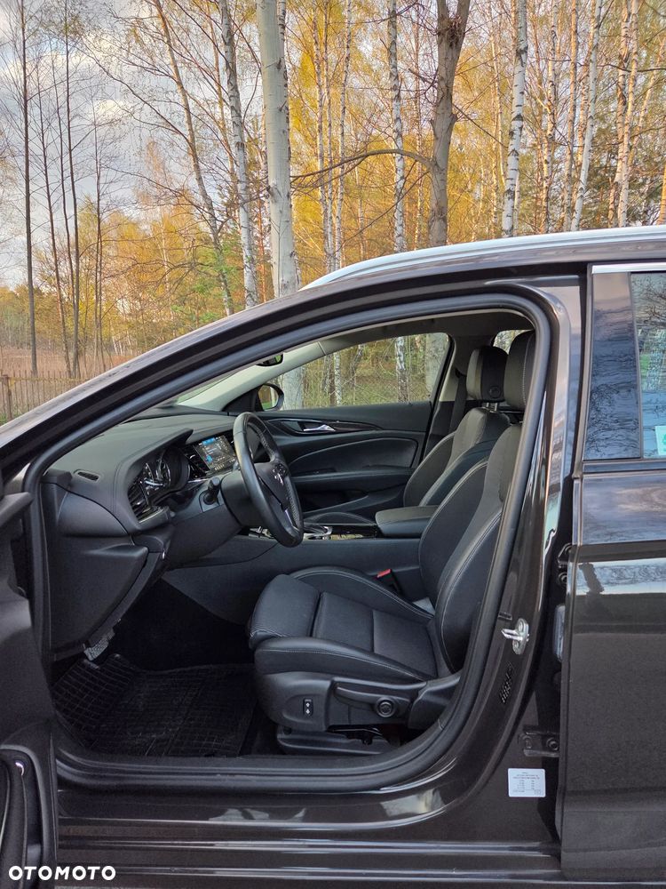 Opel Insignia 2.0 CDTI Elegance S&S - 11