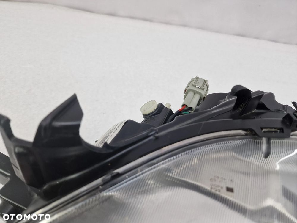NISSAN JUKE F15 LIFT 14- LEWA LAMPA PRZEDNIA PRZÓD SOCZEWKA , NR 26060BV90B / 89909531 , NR AUKCJI LA528 - 7