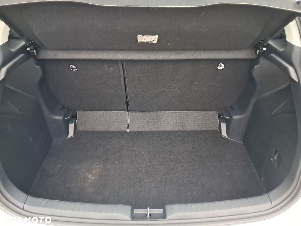Toyota Yaris Hybrid 1.5 Comfort - 11