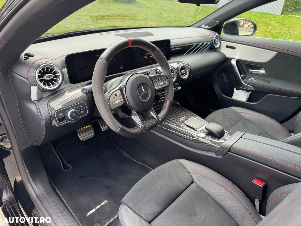 Mercedes-Benz CLA - 8