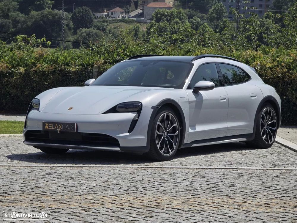 Porsche Taycan Cross Turismo 4S - 2