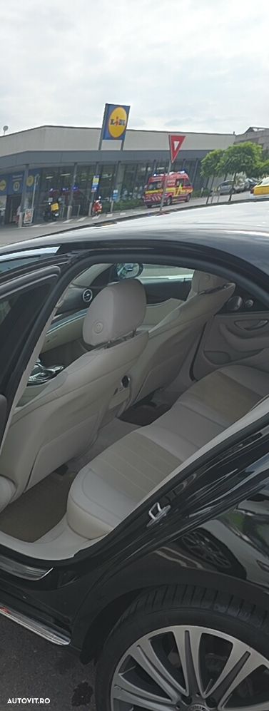 Mercedes-Benz E - 14