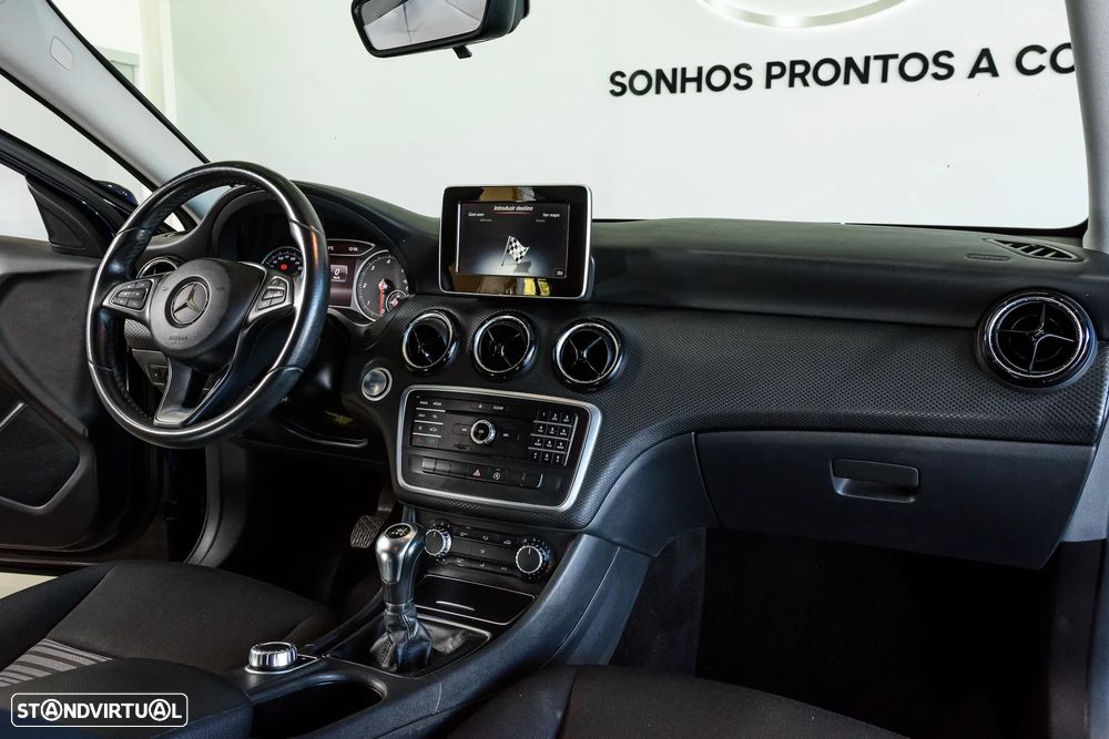 Mercedes-Benz A 180 d BlueEFFICIENCY Edition - 13