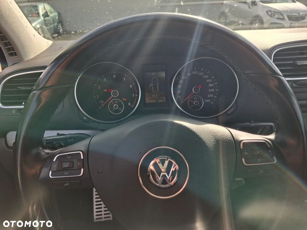 Volkswagen Golf - 13
