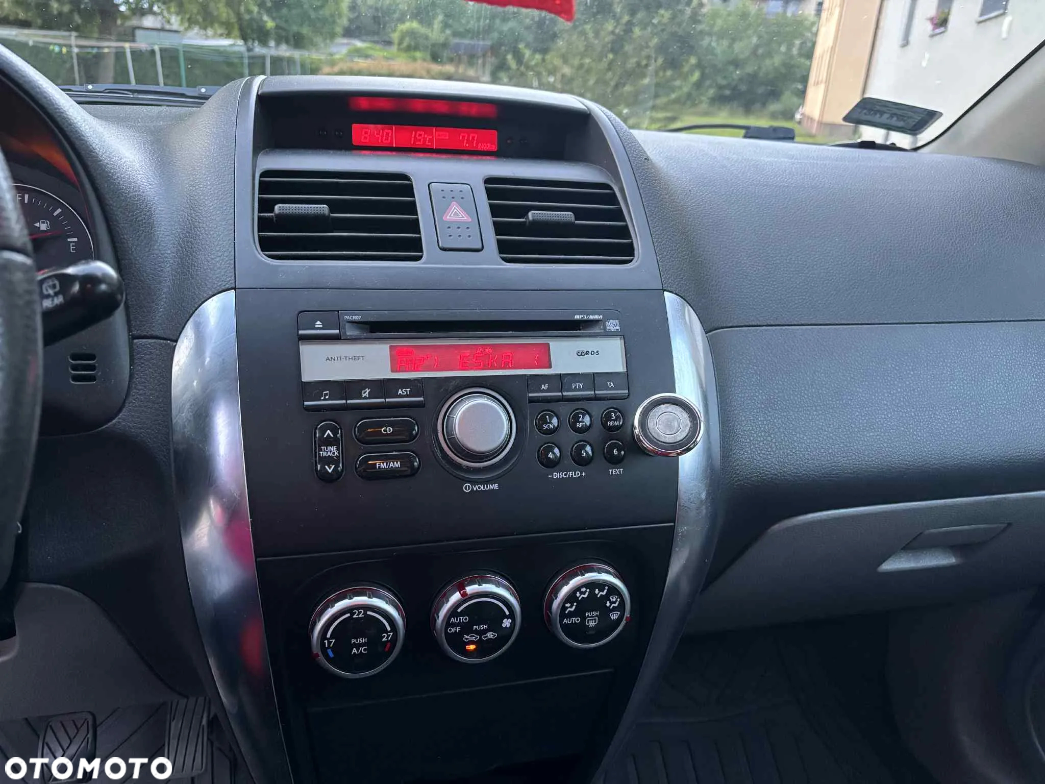Suzuki SX4 1.6 GS / Premium - 2