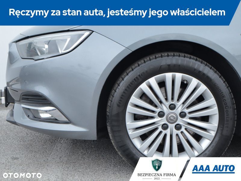 Opel Insignia - 17