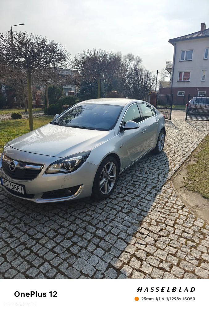 Opel Insignia - 1
