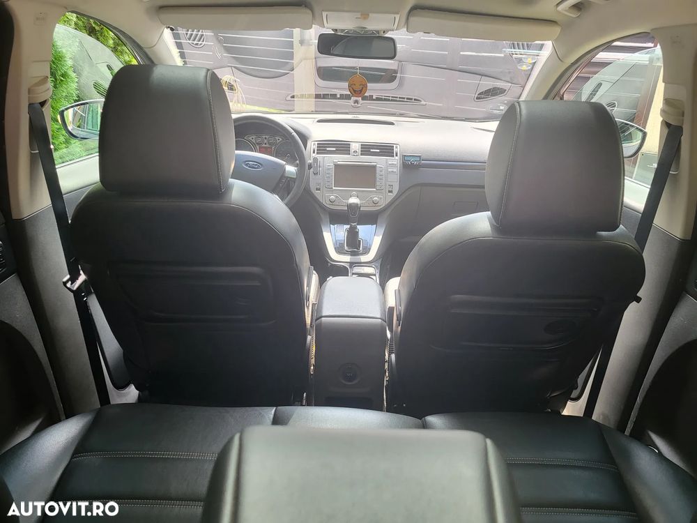 Ford Kuga - 19