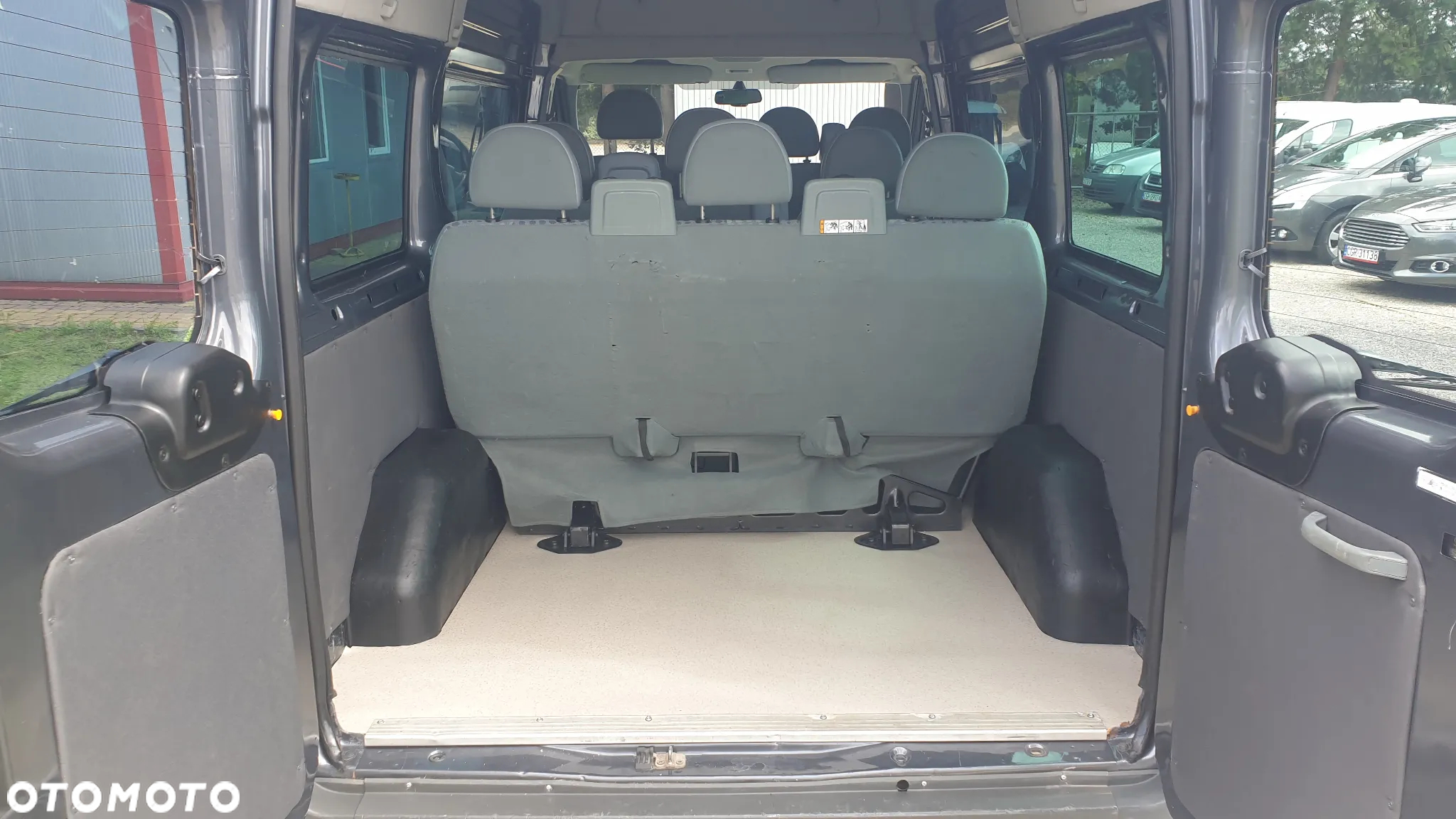 Ford Transit - 9