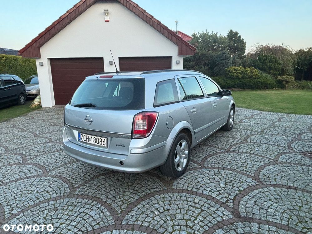 Opel Astra 1.9 CDTI Caravan DPF Edition - 5
