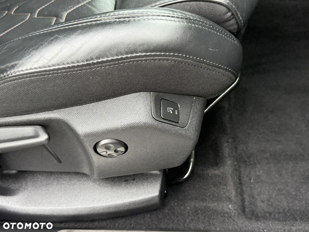 Peugeot 5008 BlueHDi 180 EAT6 GT - 26