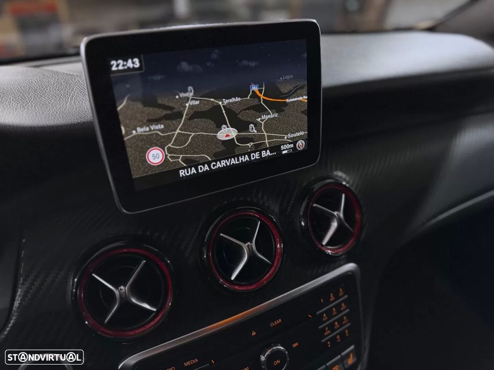 Mercedes-Benz A 45 AMG 4-Matic - 15