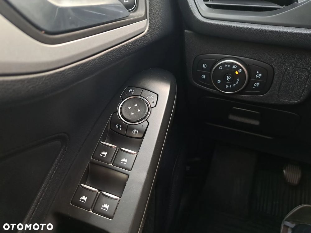 Ford Focus 1.0 EcoBoost Titanium Business - 21