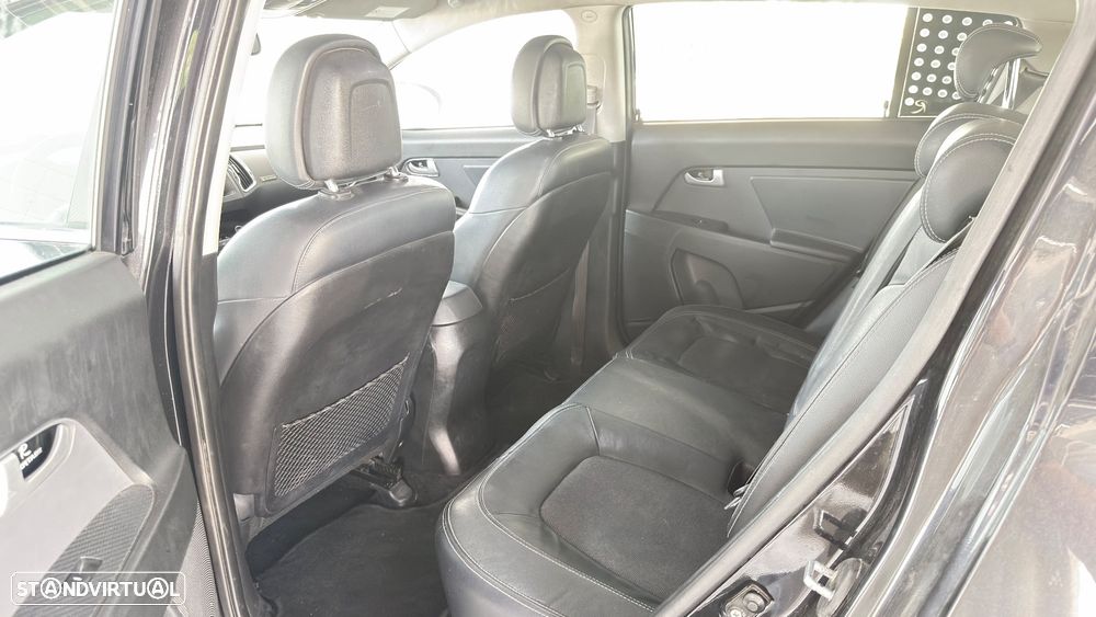 Kia Sportage 1.7 CRDI ISG EX - 13