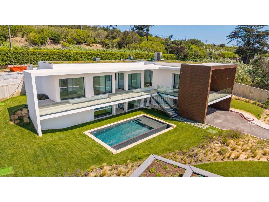 Moradia T4+1 com piscina e vista mar na Azoia em Sintra - Grande imagem: 2/53